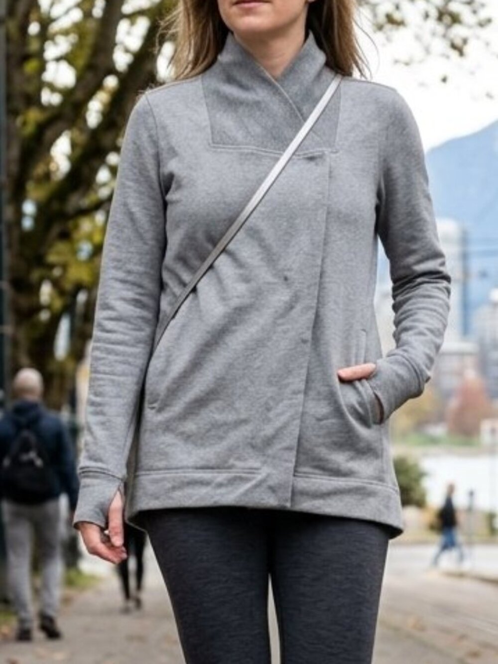 Lululemon Belle Wrap Jacket Women's Size 4 Asymmetrical Snap Fleece Athleisure
